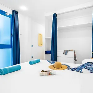 https://1-okeanos-eco-suites.adeje-hotels.com